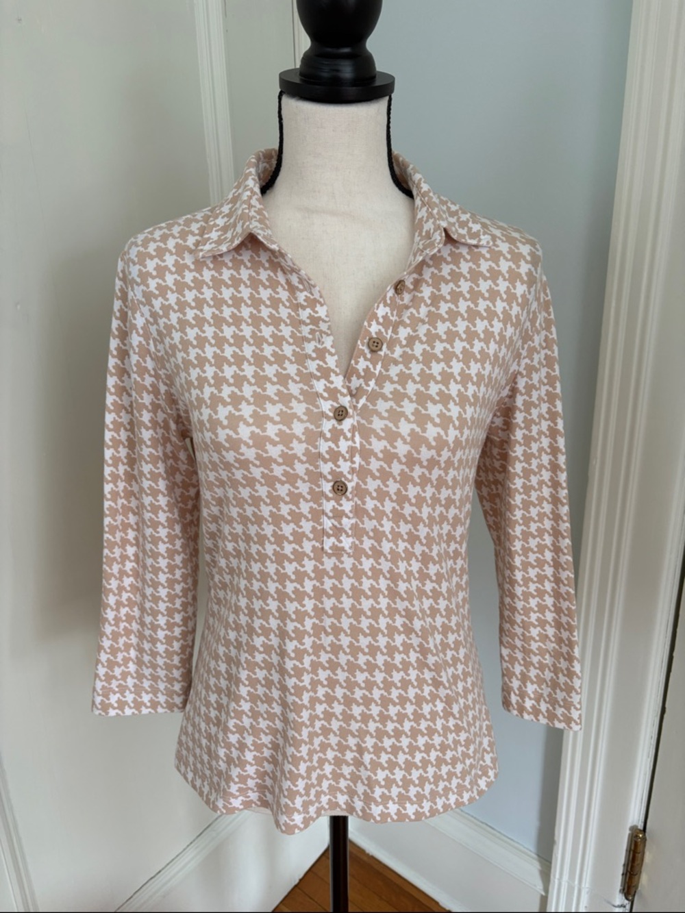 Womens J McLaighlin Beige Houndstooth Button Polo Top